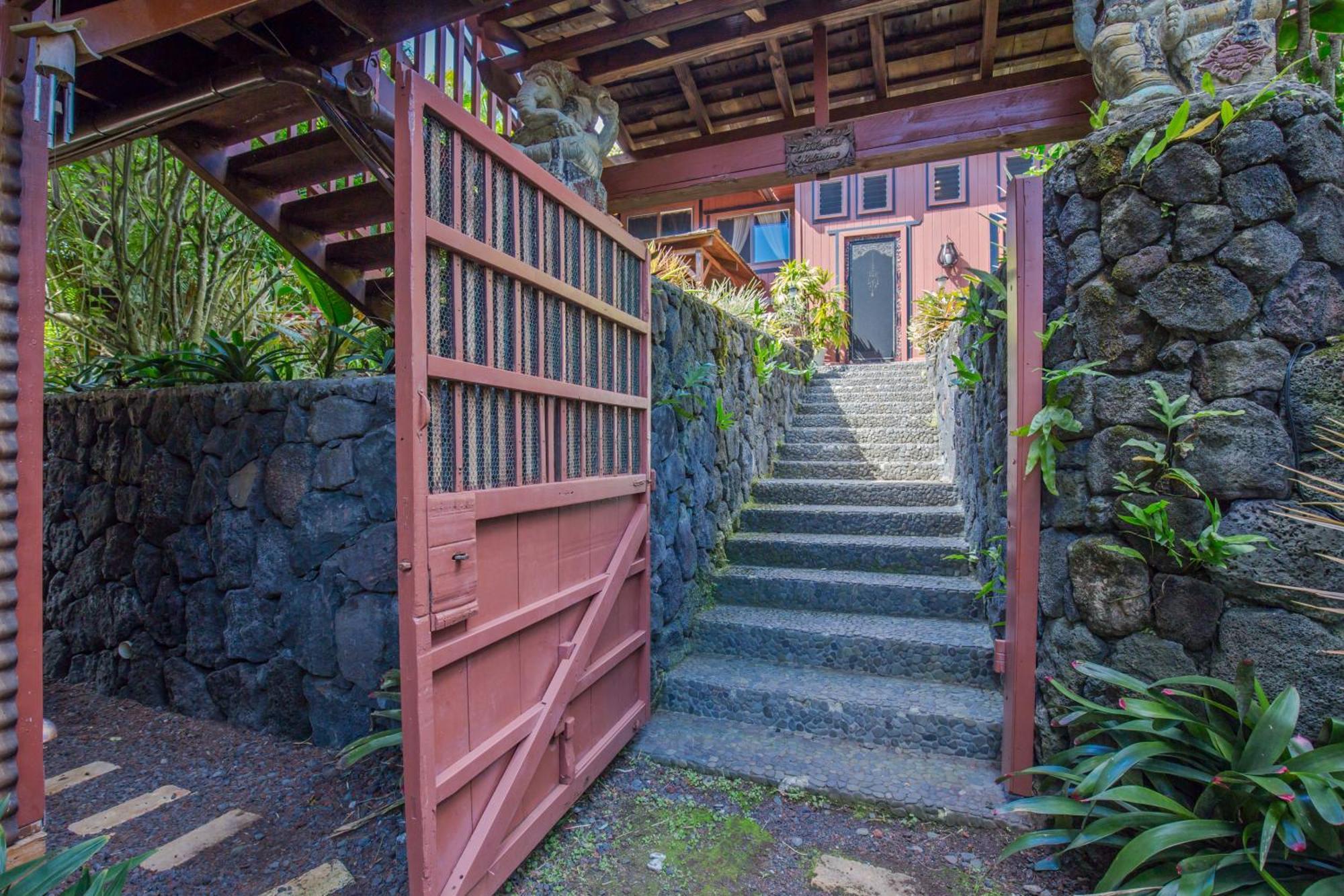 The Bali House And Cottage At Kehena Beach Hawaii Bilik gambar
